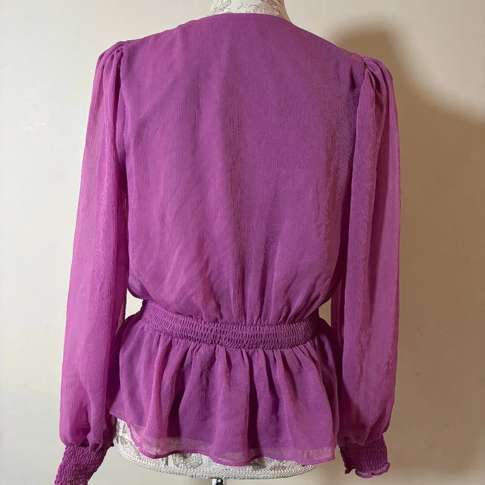Express Light Purple Peplum Blouse Size Womens Medium - Picture 2 of 3